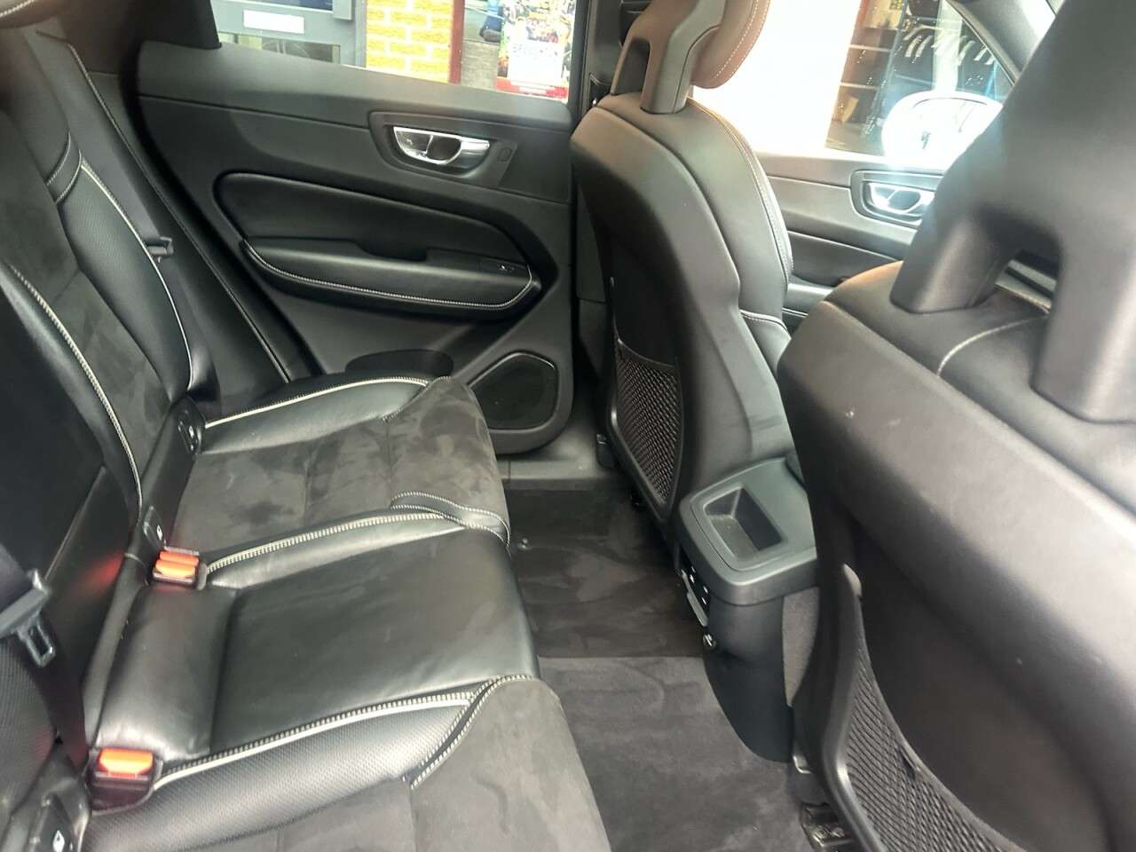 2017 VOLVO XC60 2017 VOLVO XC60