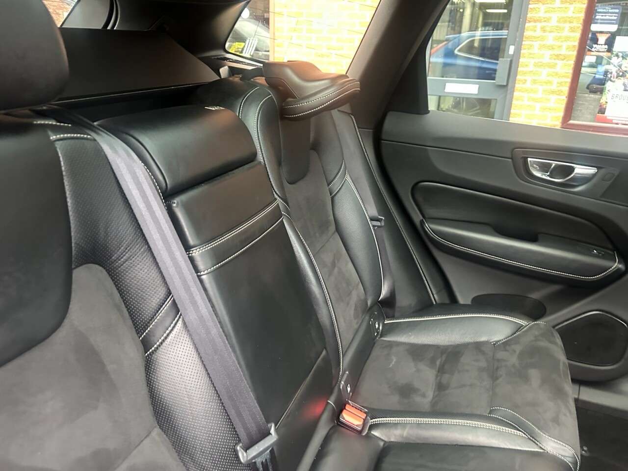 2017 VOLVO XC60 2017 VOLVO XC60