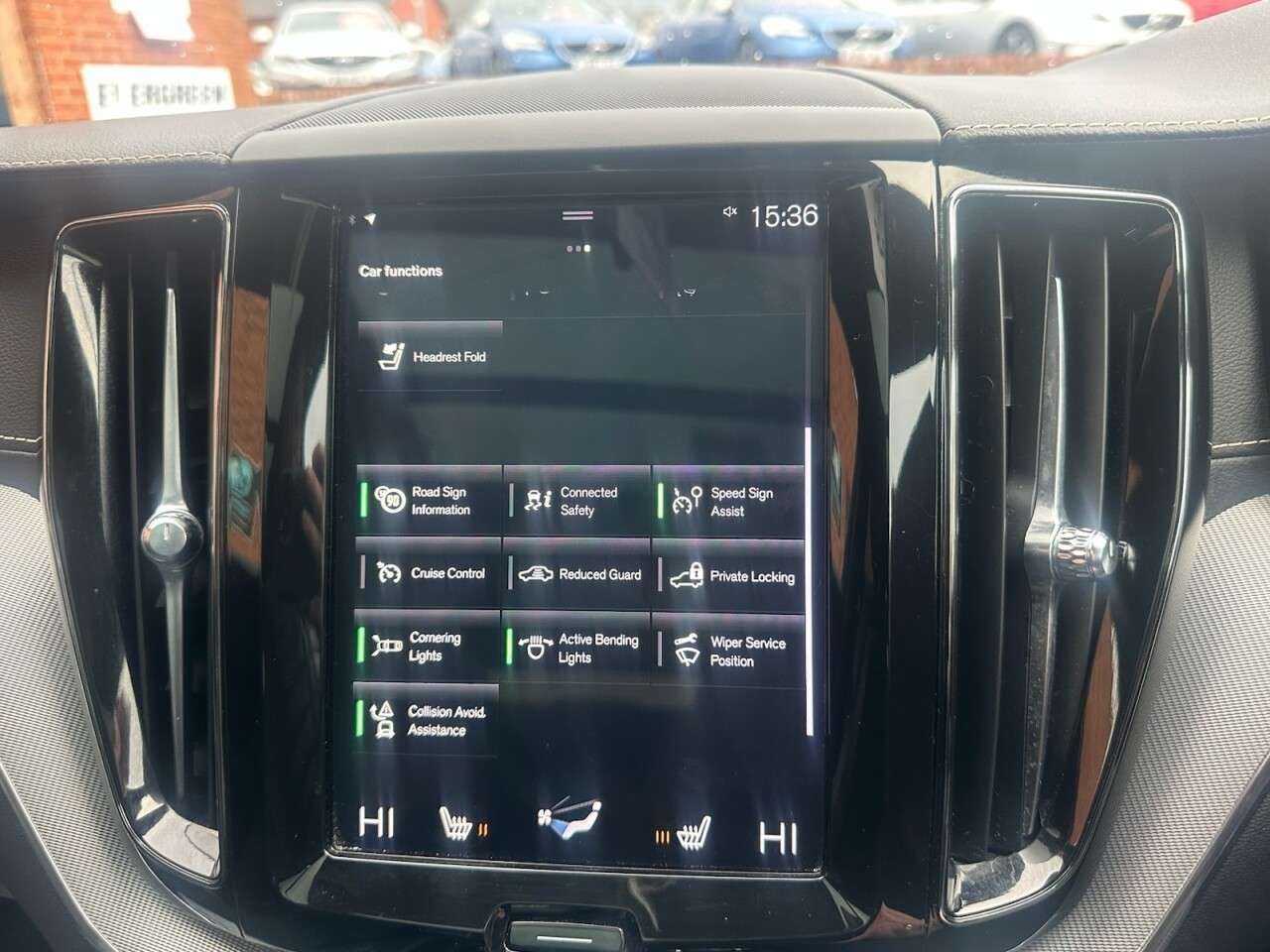 2017 VOLVO XC60 2017 VOLVO XC60