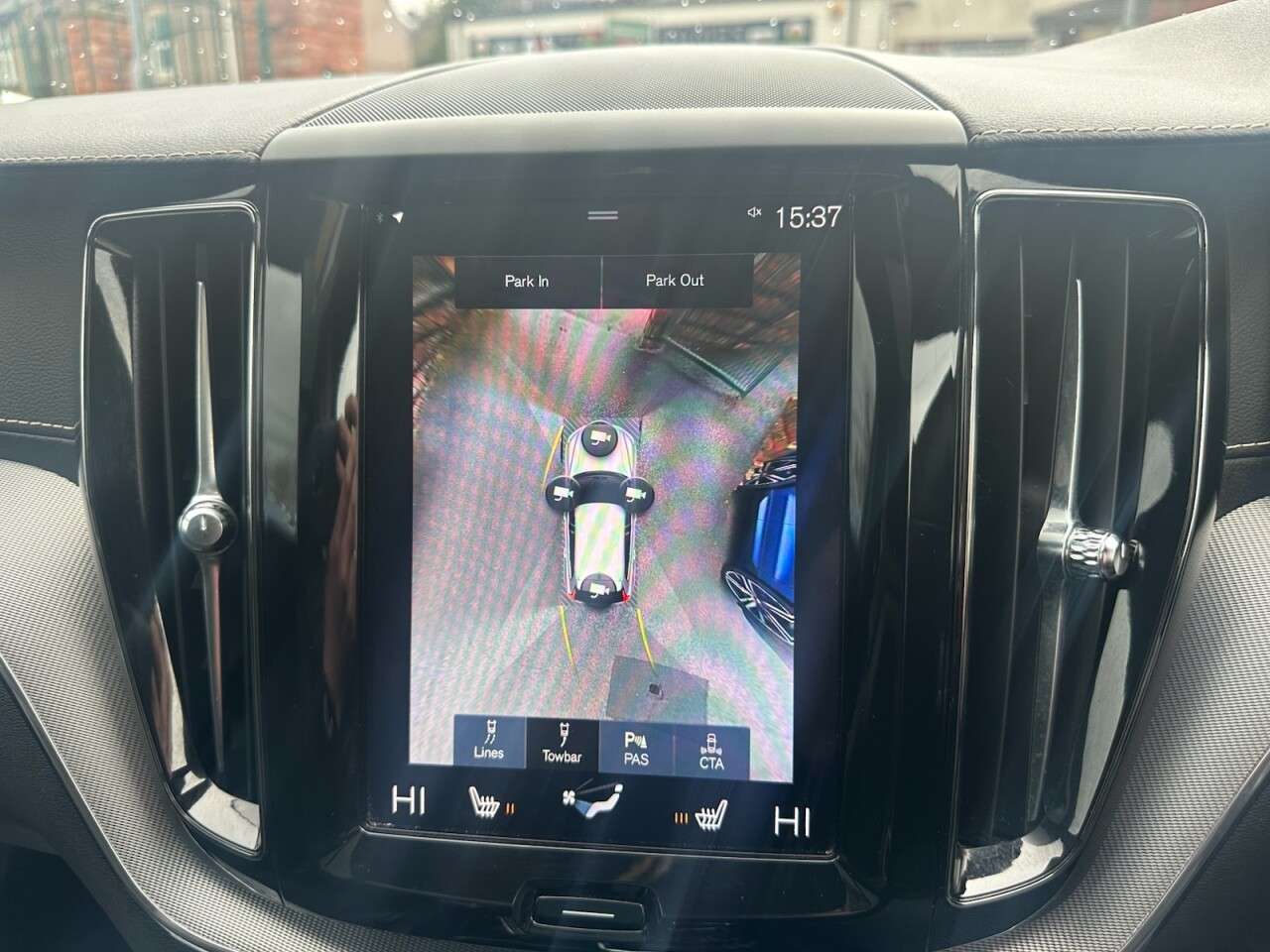 2017 VOLVO XC60 2017 VOLVO XC60