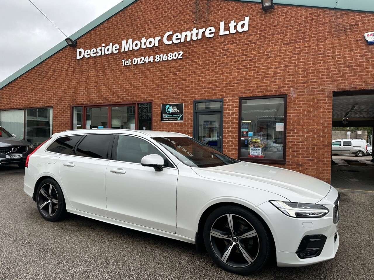 2019 VOLVO V90 2019 VOLVO V90