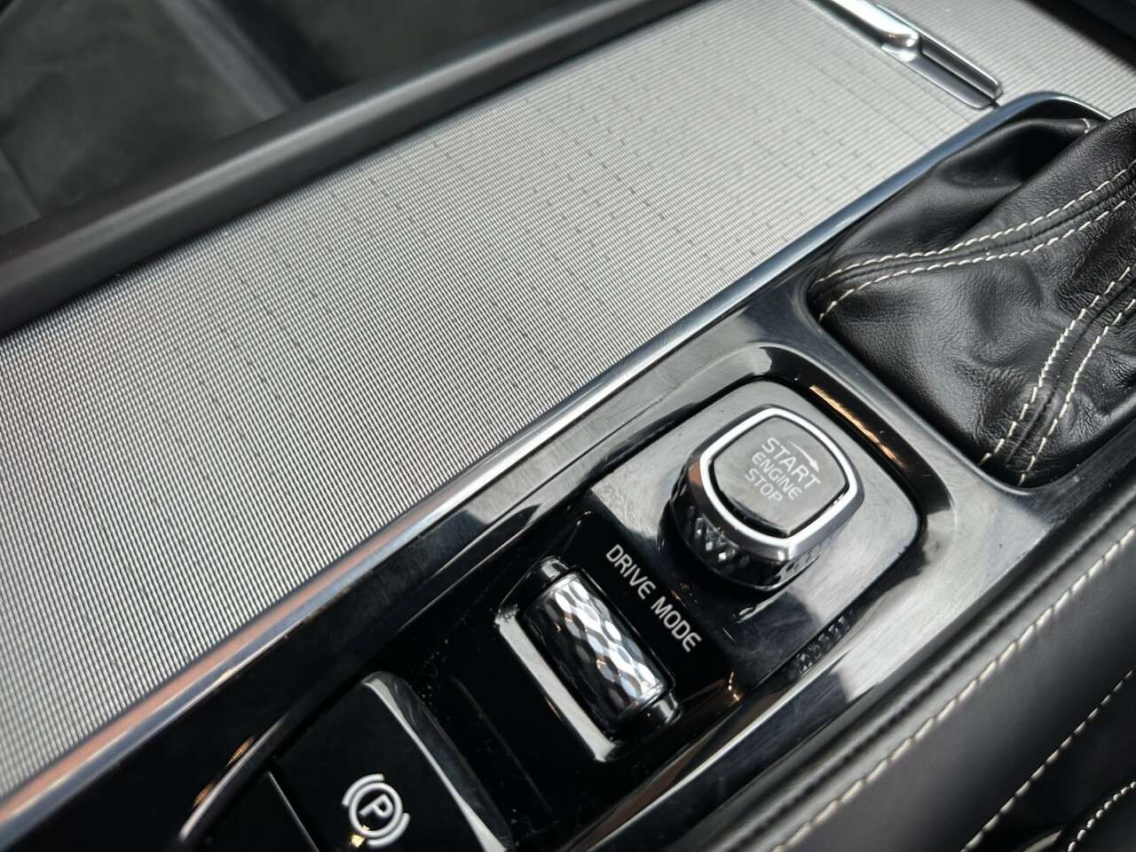 2019 VOLVO V90 2019 VOLVO V90