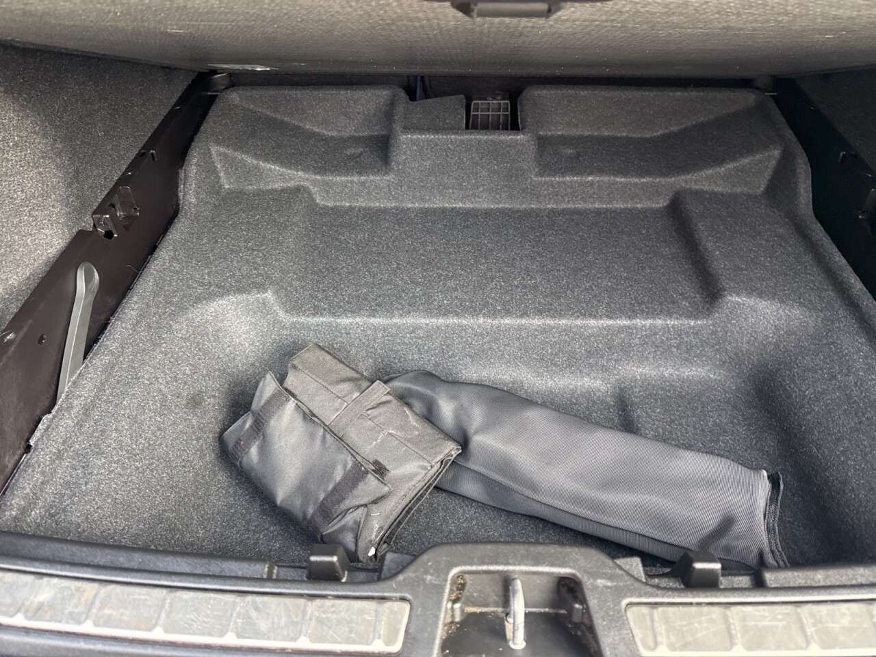 2020 VOLVO XC40 2020 VOLVO XC40