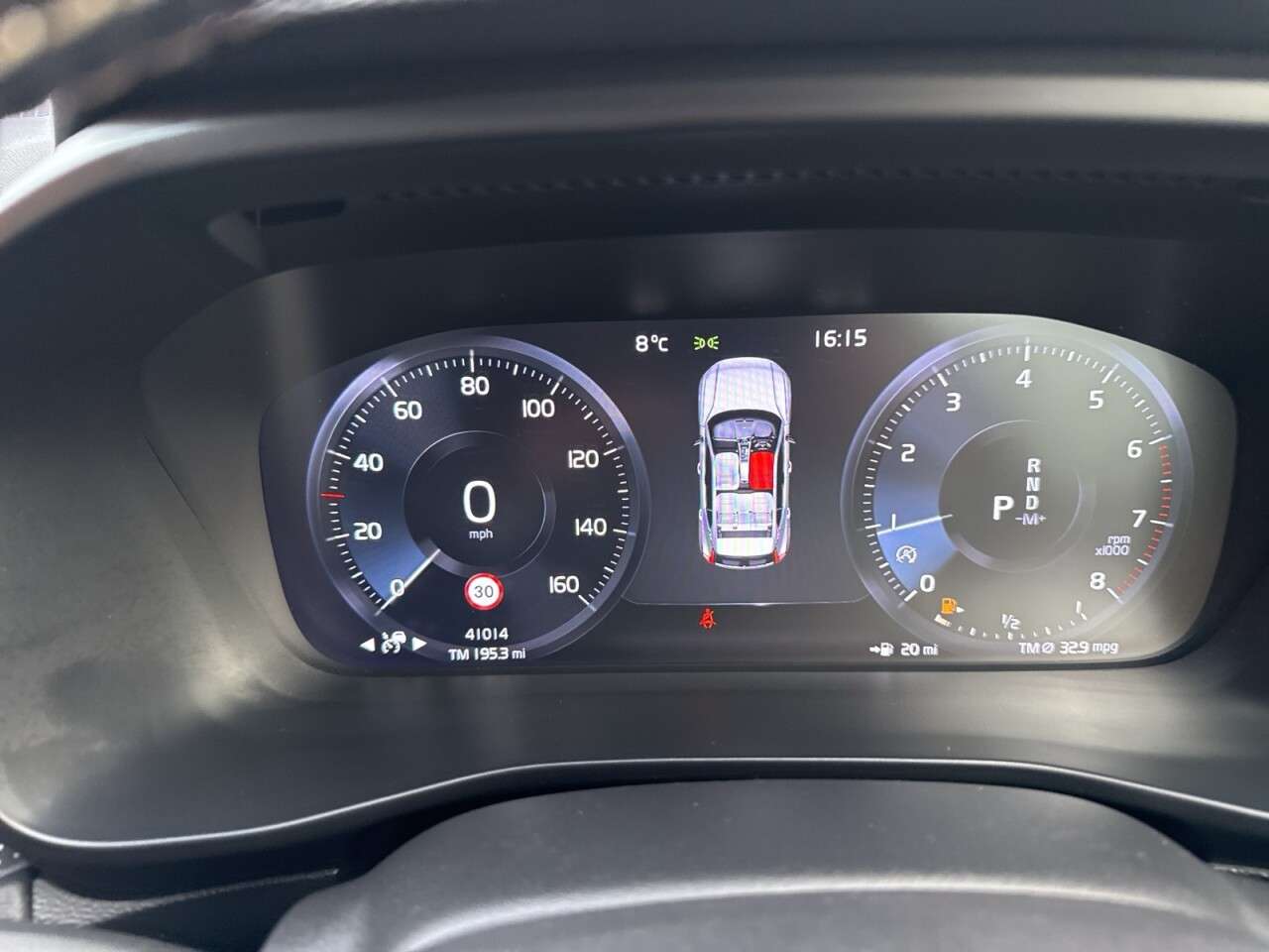 2020 VOLVO XC40 2020 VOLVO XC40