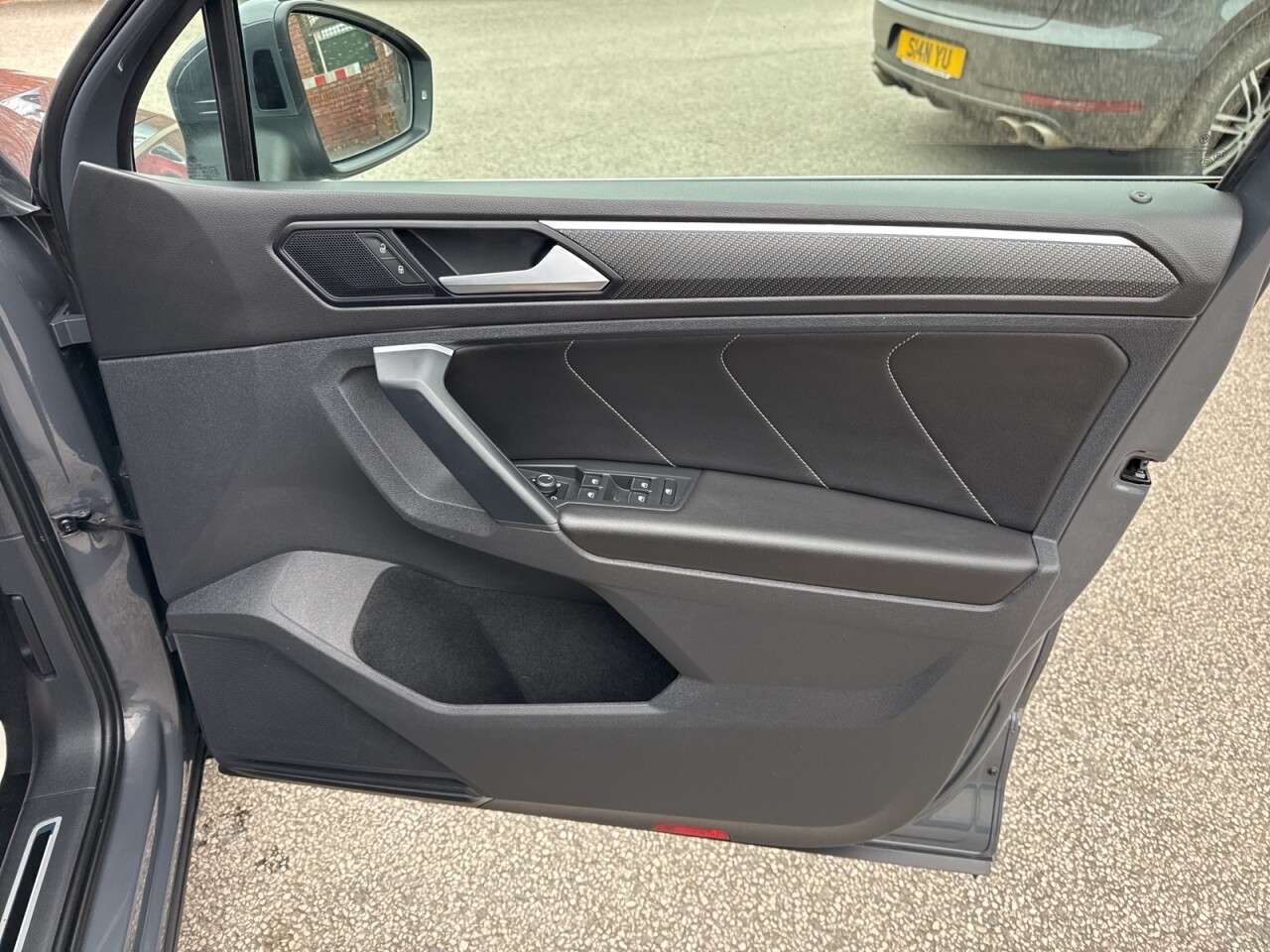 2021 VOLKSWAGEN TIGUAN 2021 VOLKSWAGEN TIGUAN