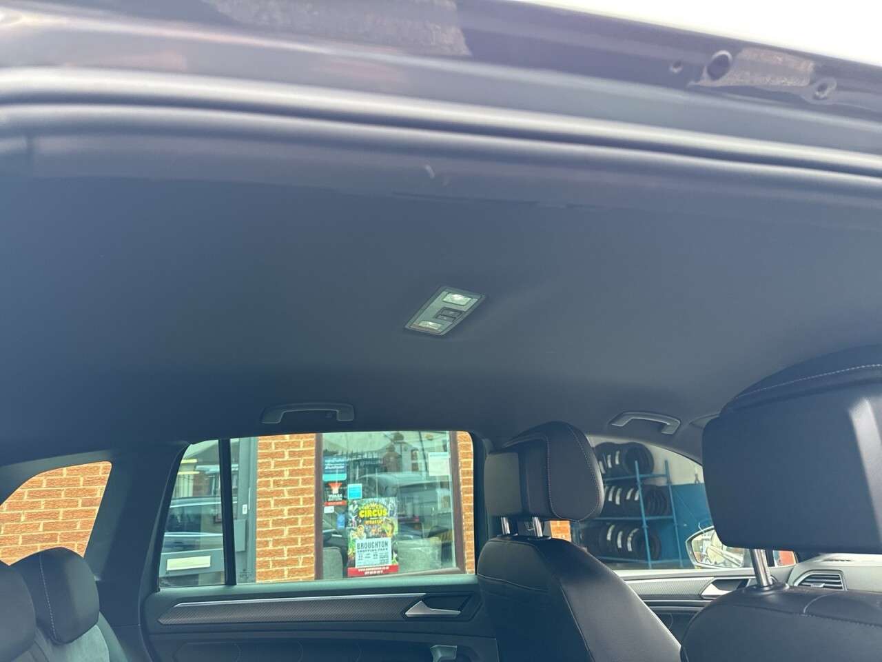 2021 VOLKSWAGEN TIGUAN 2021 VOLKSWAGEN TIGUAN