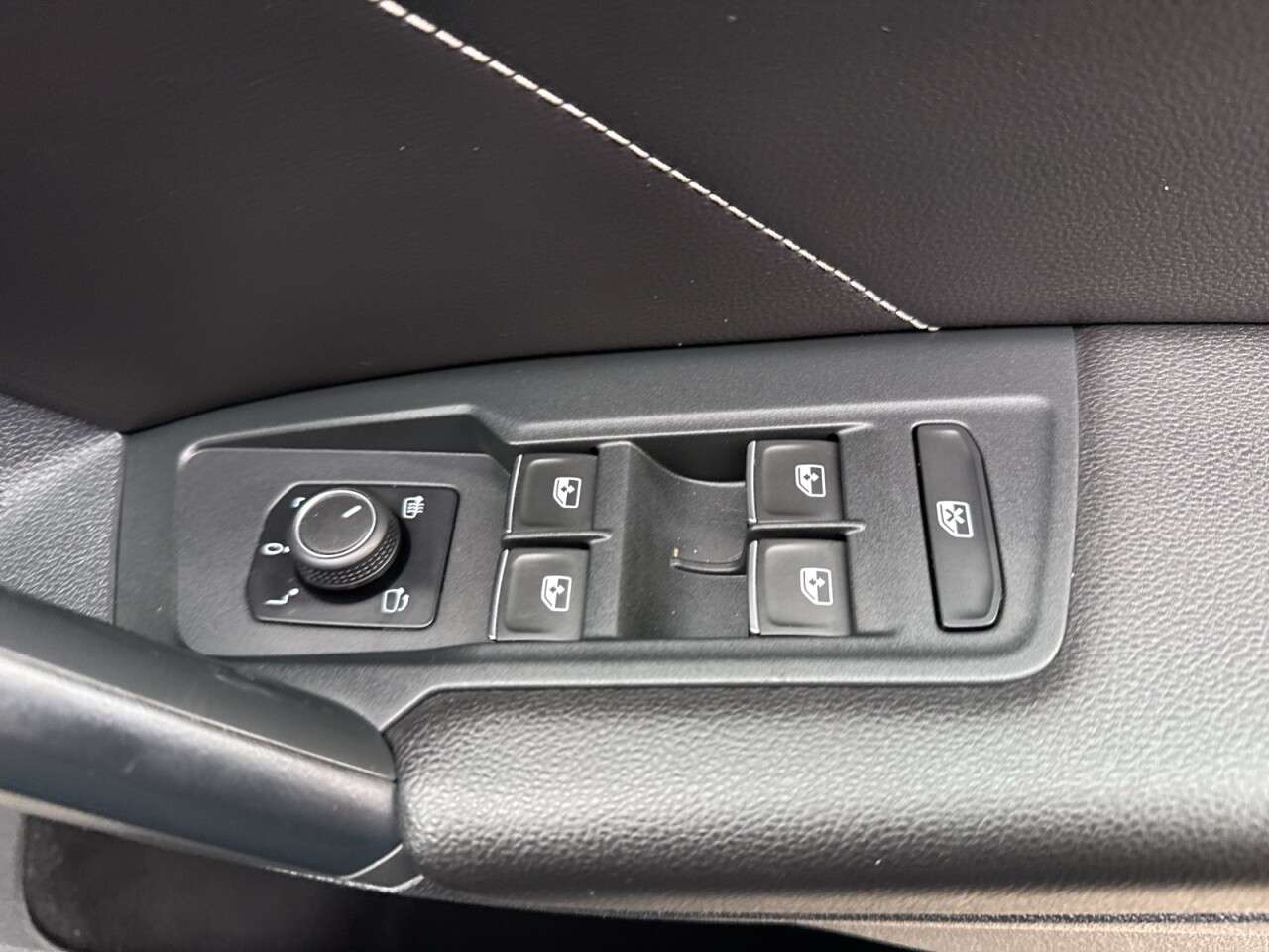 2021 VOLKSWAGEN TIGUAN 2021 VOLKSWAGEN TIGUAN