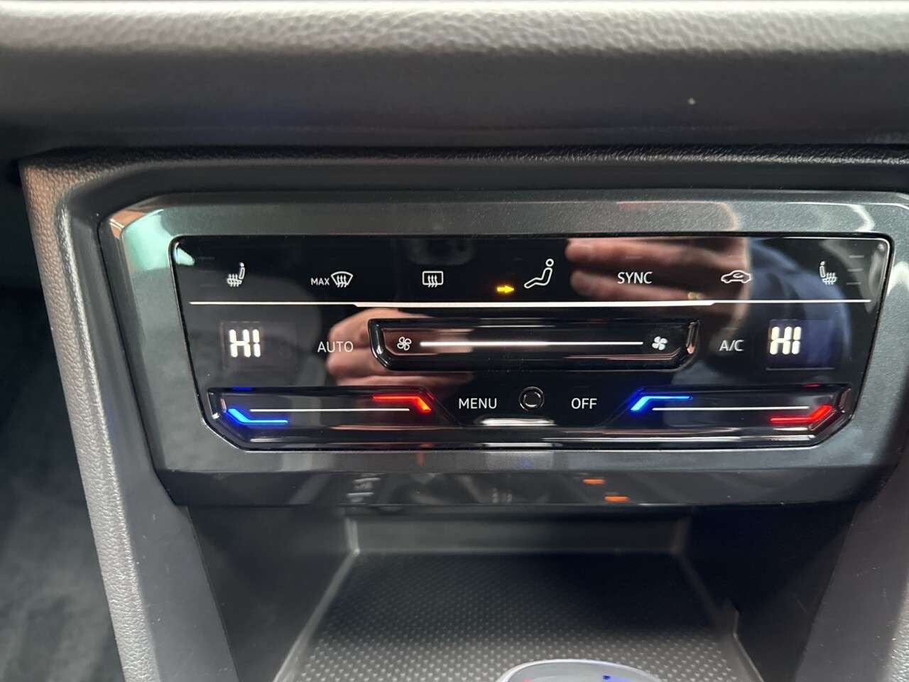 2021 VOLKSWAGEN TIGUAN 2021 VOLKSWAGEN TIGUAN