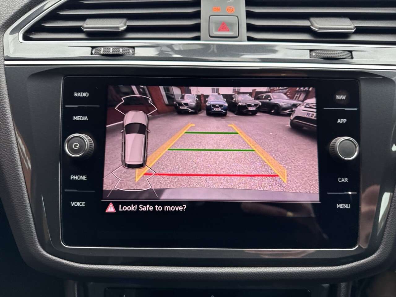 2021 VOLKSWAGEN TIGUAN 2021 VOLKSWAGEN TIGUAN