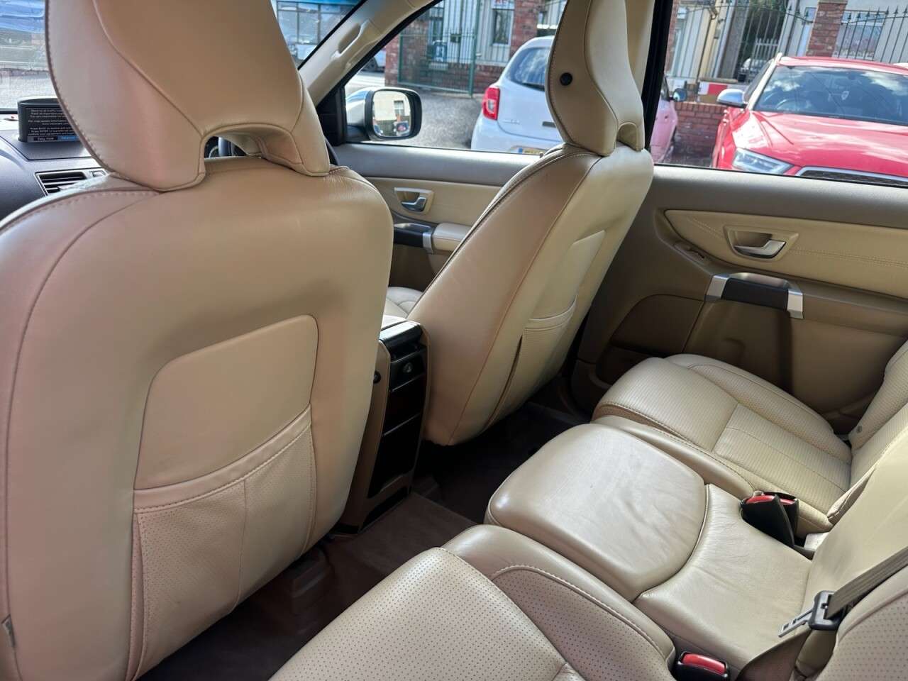 2012 VOLVO XC90 2012 VOLVO XC90