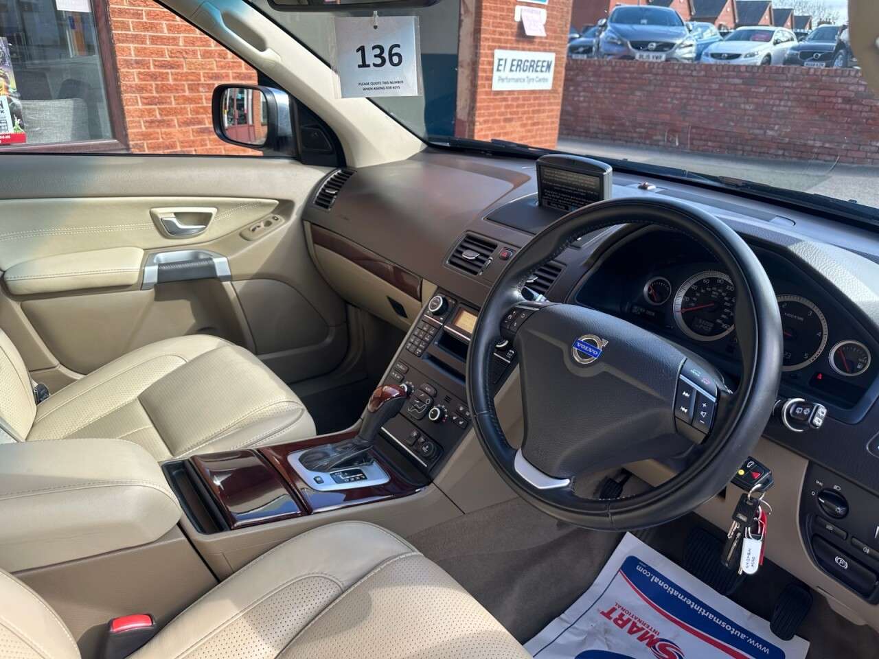 2012 VOLVO XC90 2012 VOLVO XC90