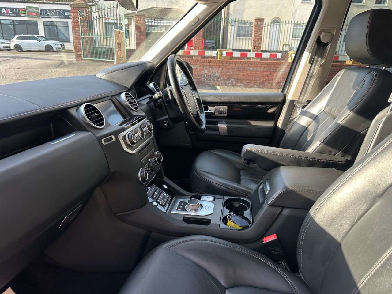 2016 LAND ROVER DISCOVERY 4 2016 LAND ROVER DISCOVERY 4