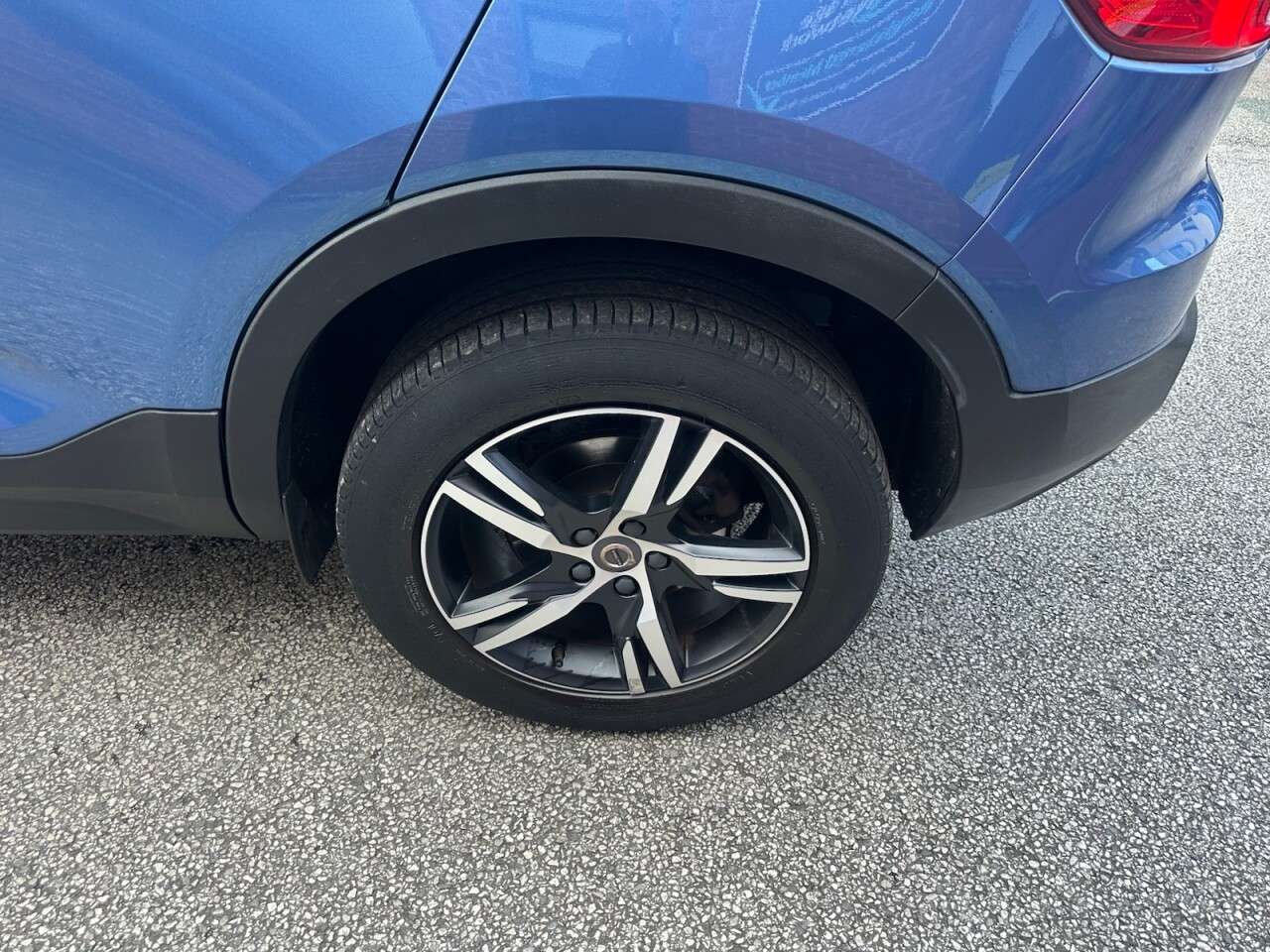 2020 VOLVO XC40 2020 VOLVO XC40