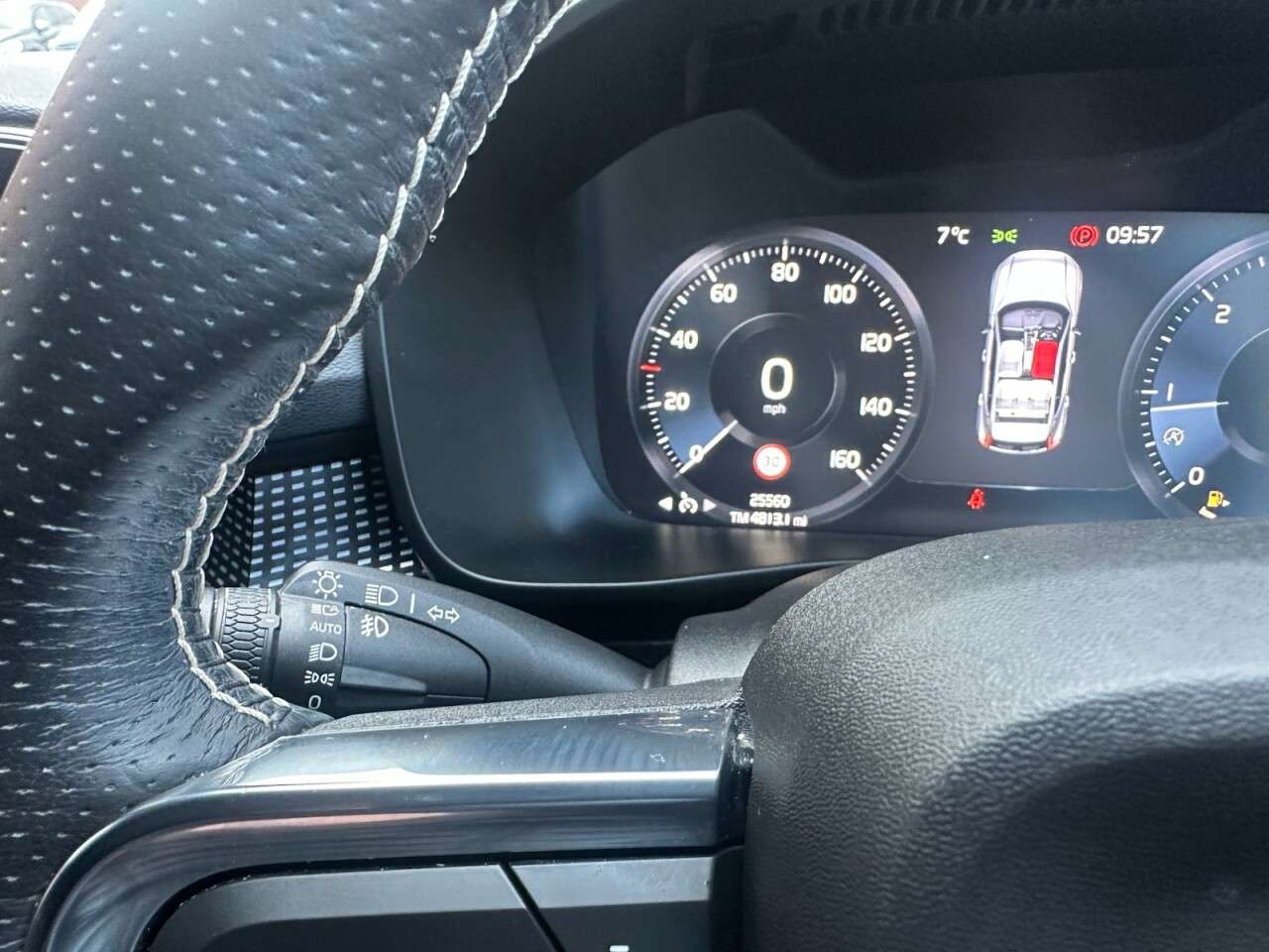 2020 VOLVO XC40 2020 VOLVO XC40