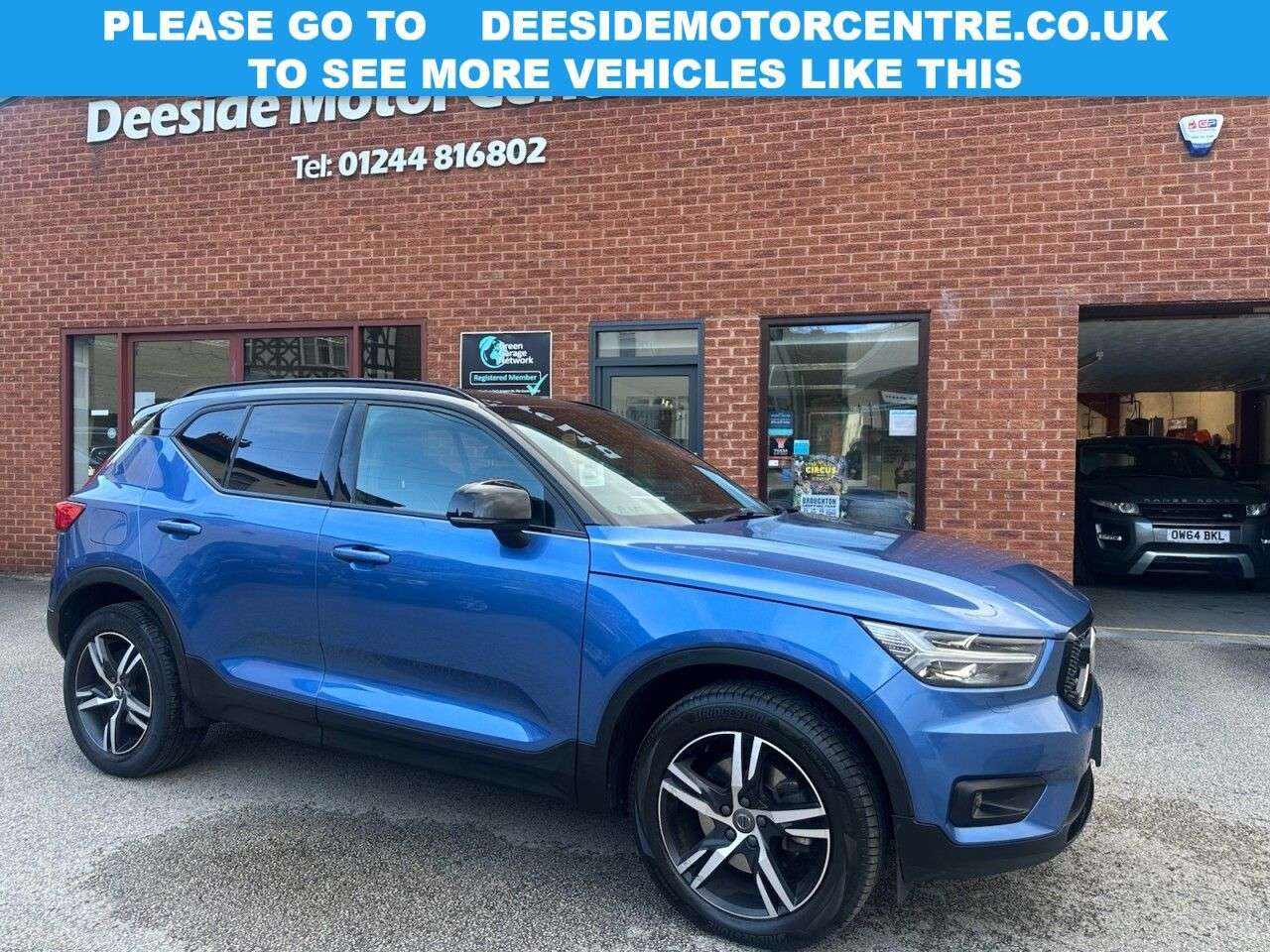 A 2020 VOLVO XC40 2.0 D4 R-Design SUV 5dr Diesel Auto AWD Euro 6 (s/s) (190 ps) Rear view cam A 2020 VOLVO XC40 2.0 D4 R-Design SUV 5dr Diesel Auto AWD Euro 6 (s/s) (190 ps) Rear view cam