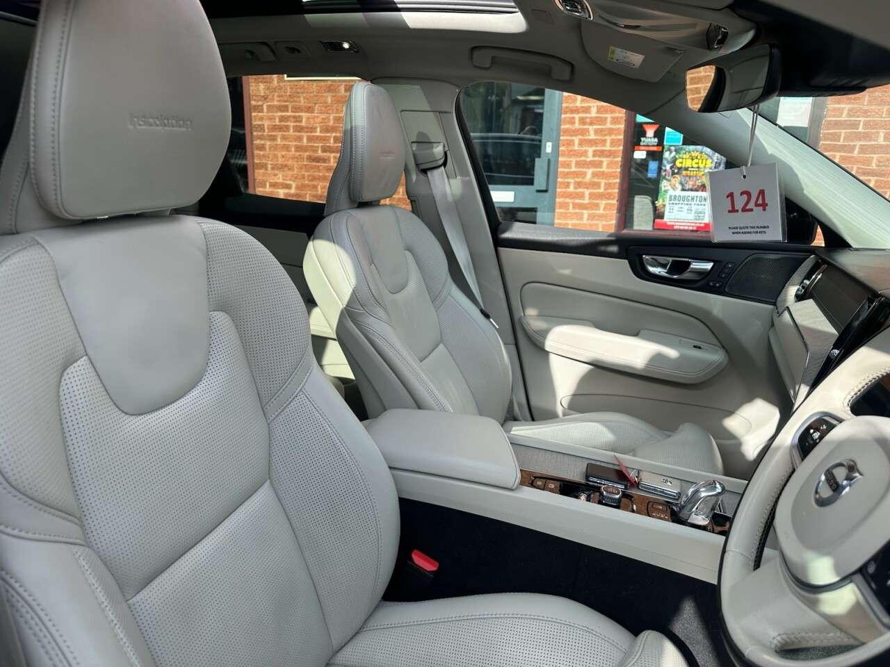 2018 VOLVO XC60 2018 VOLVO XC60