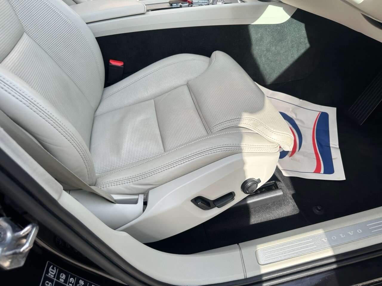 2018 VOLVO XC60 2018 VOLVO XC60