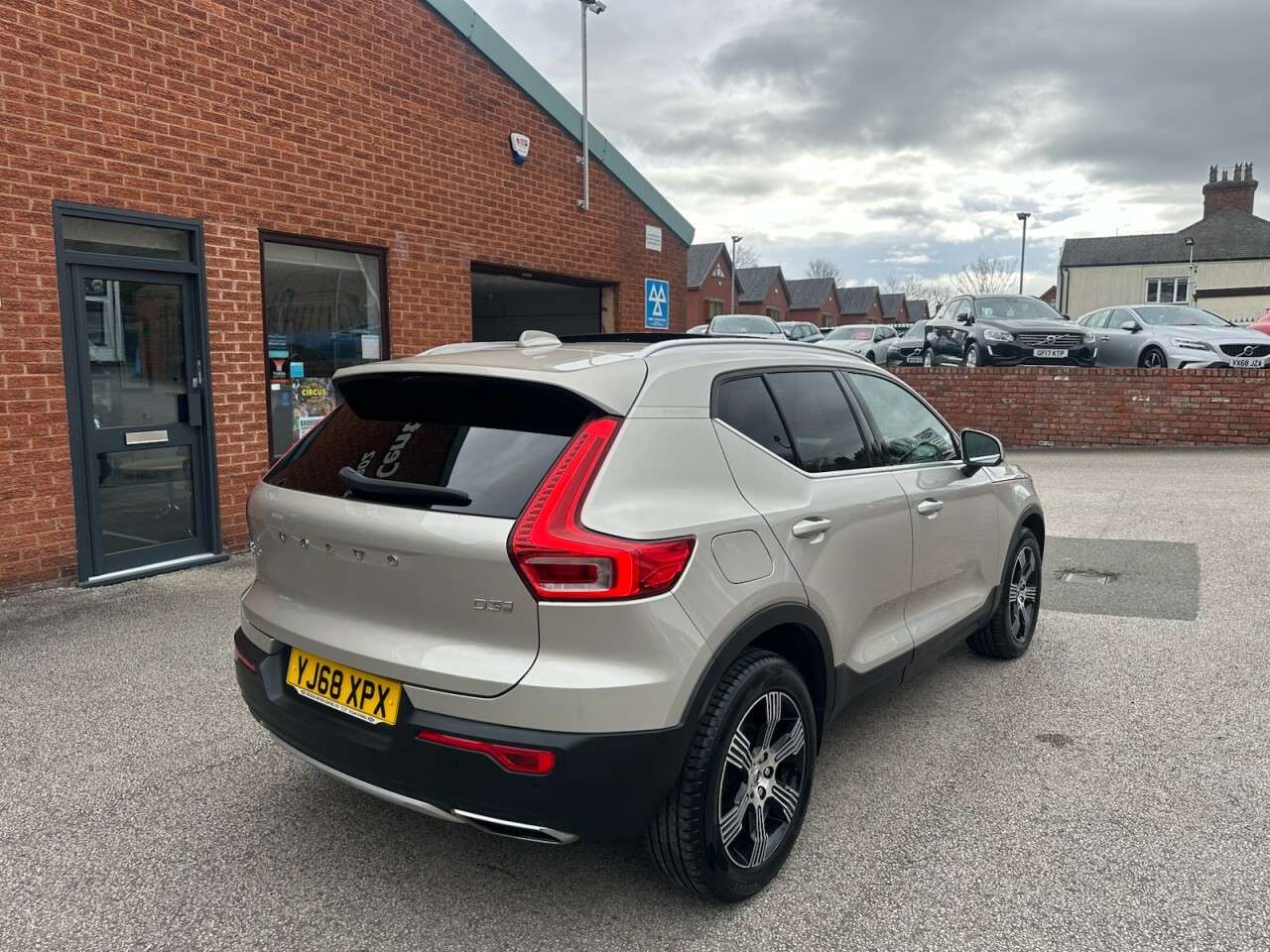 2018 VOLVO XC40 2018 VOLVO XC40