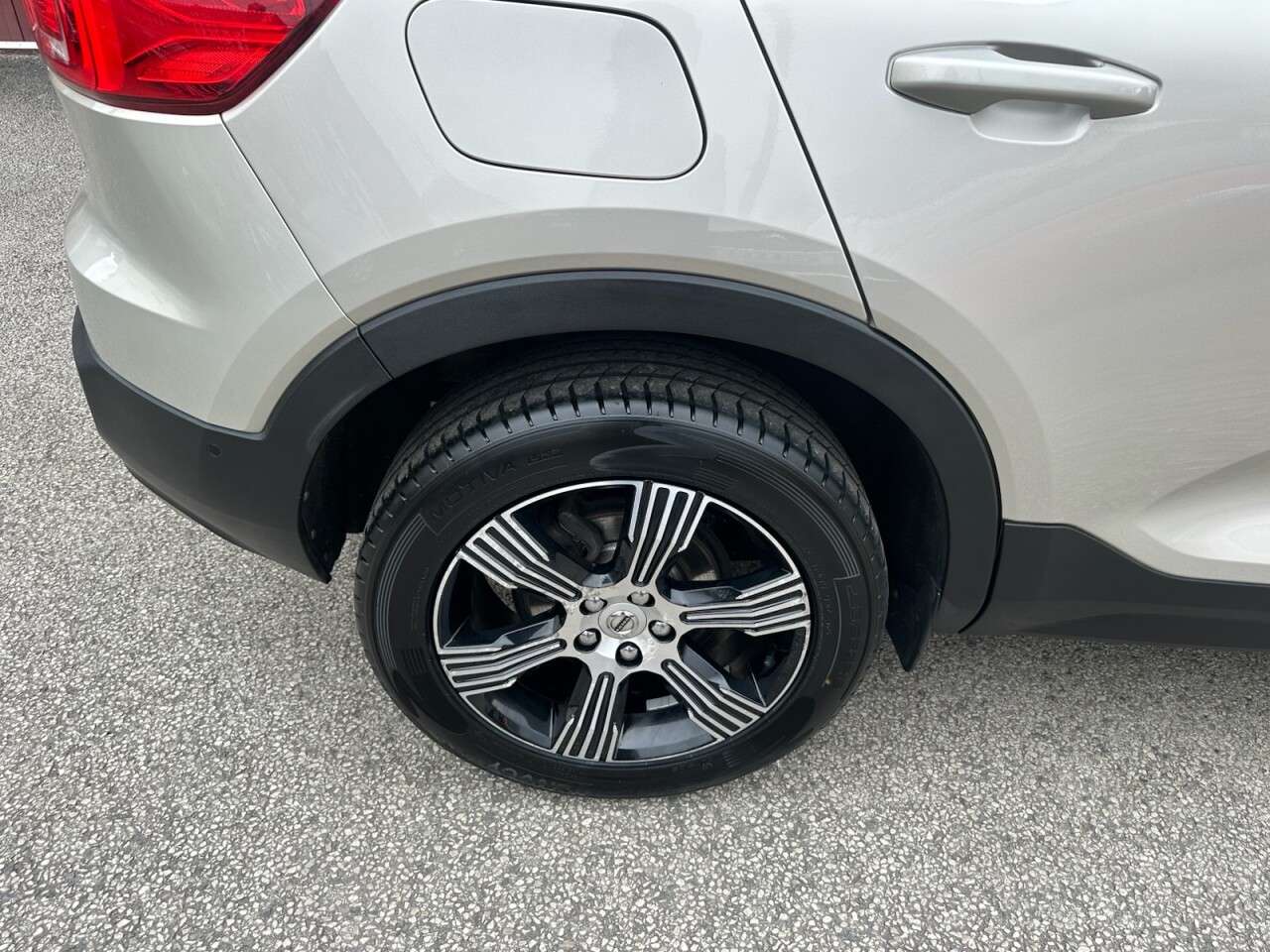 2018 VOLVO XC40 2018 VOLVO XC40