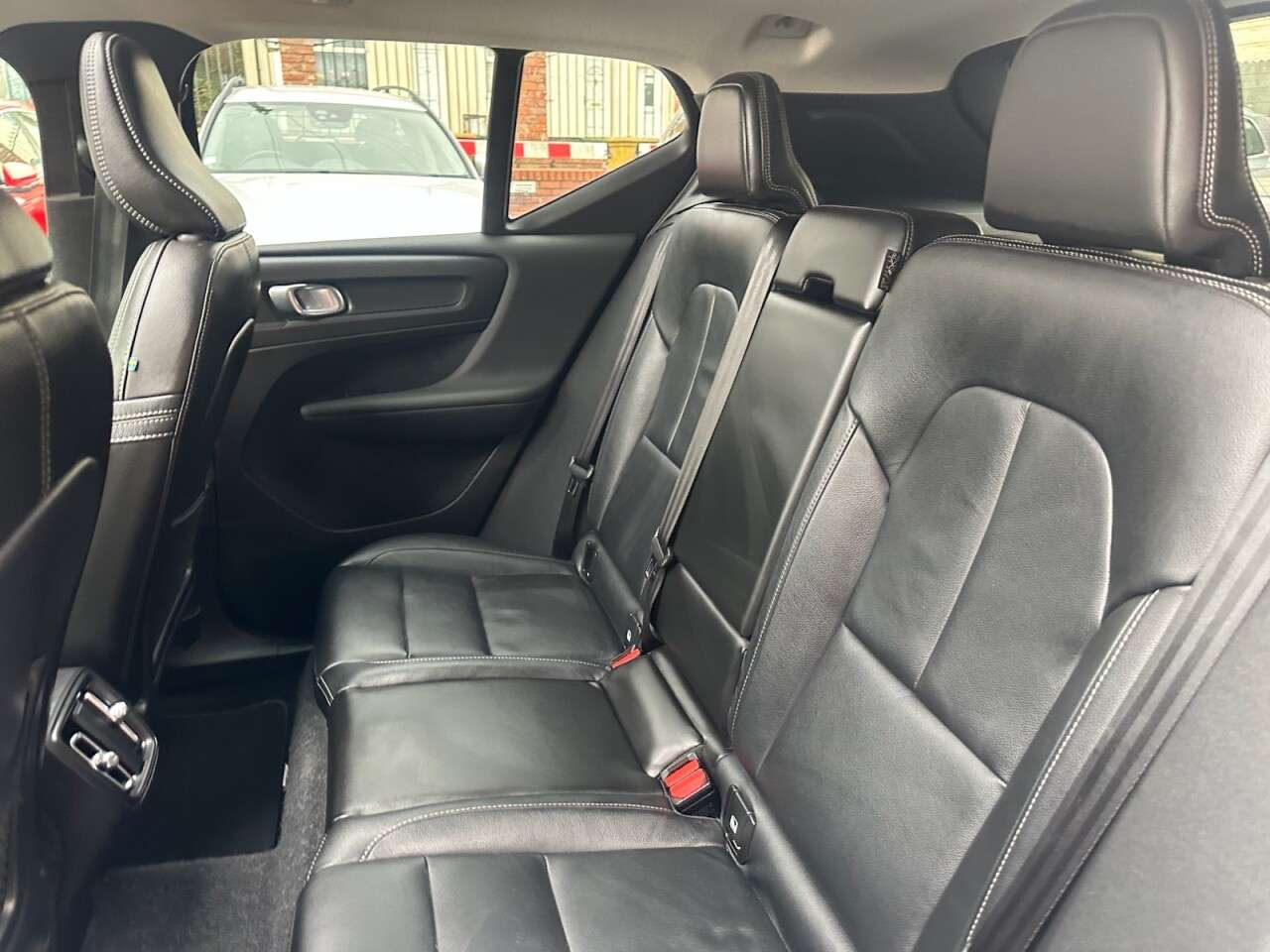 2018 VOLVO XC40 2018 VOLVO XC40