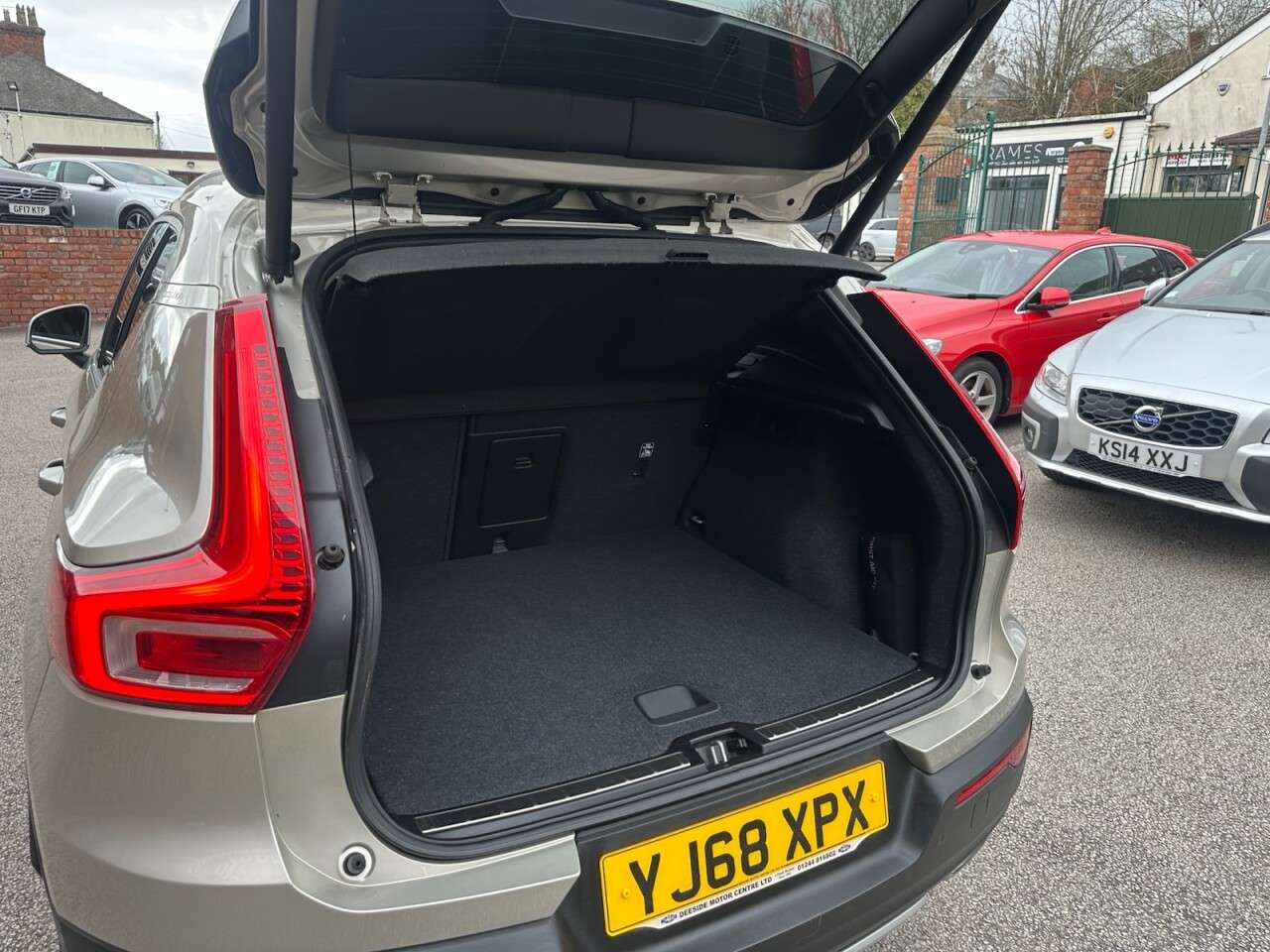 2018 VOLVO XC40 2018 VOLVO XC40