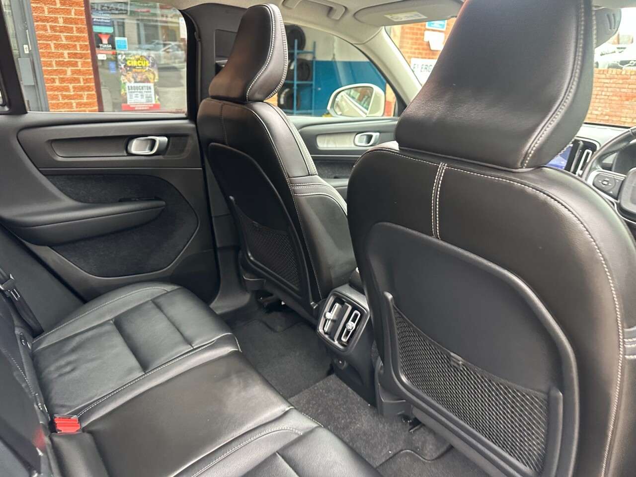 2018 VOLVO XC40 2018 VOLVO XC40