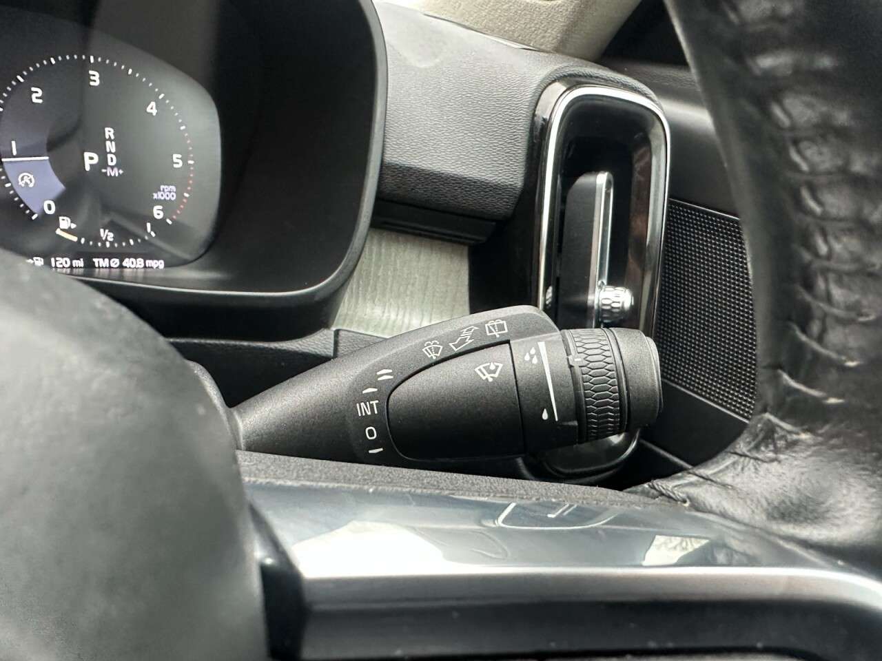 2018 VOLVO XC40 2018 VOLVO XC40