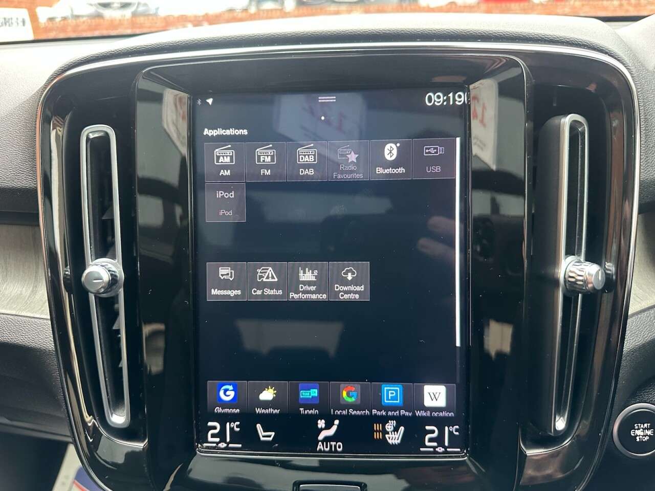 2018 VOLVO XC40 2018 VOLVO XC40