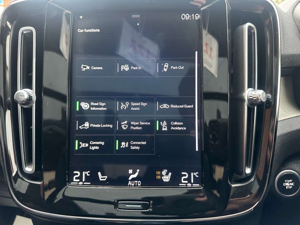 2018 VOLVO XC40 2018 VOLVO XC40