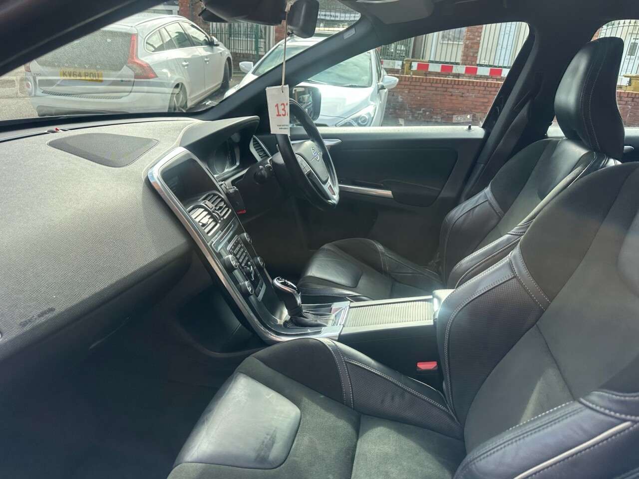 2016 VOLVO XC60 2016 VOLVO XC60