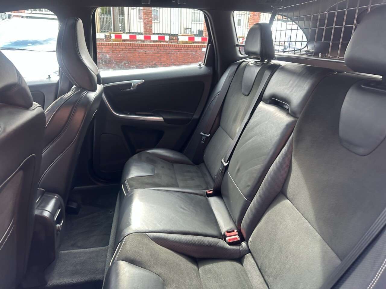 2016 VOLVO XC60 2016 VOLVO XC60