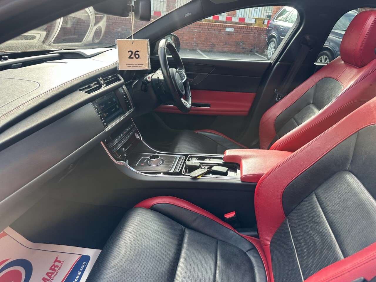 2016 JAGUAR XF 2016 JAGUAR XF