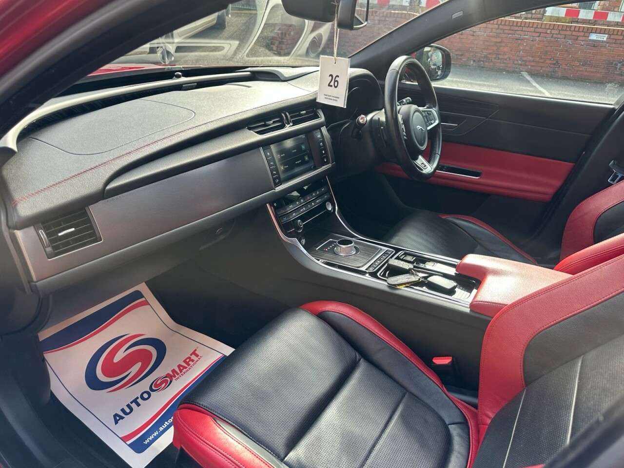 2016 JAGUAR XF 2016 JAGUAR XF