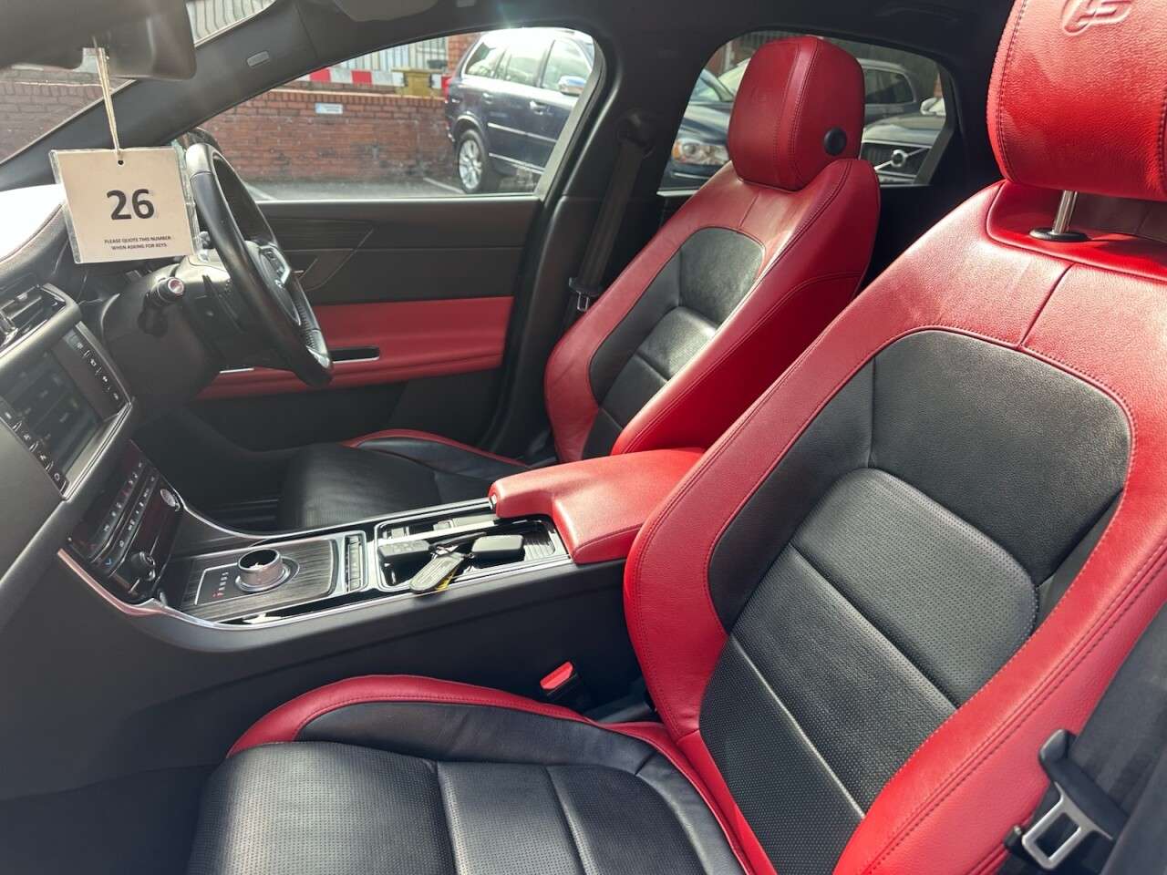 2016 JAGUAR XF 2016 JAGUAR XF