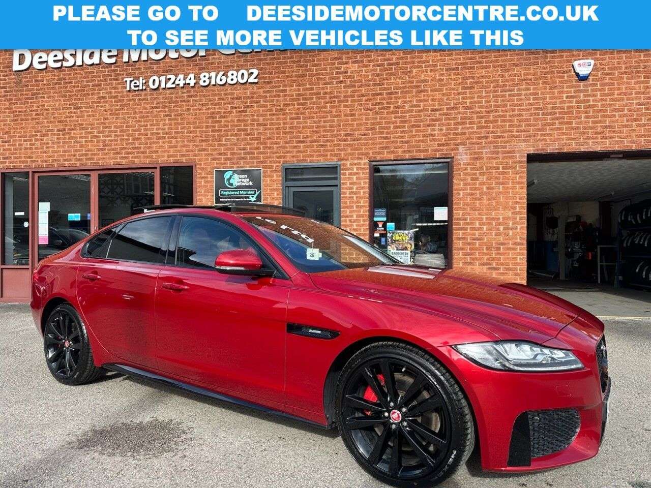 A 2016 JAGUAR XF 3.0 V6 S Saloon 4dr Petrol Auto Euro 6 (s/s) (380 ps) Rear view camera plus A 2016 JAGUAR XF 3.0 V6 S Saloon 4dr Petrol Auto Euro 6 (s/s) (380 ps) Rear view camera plus