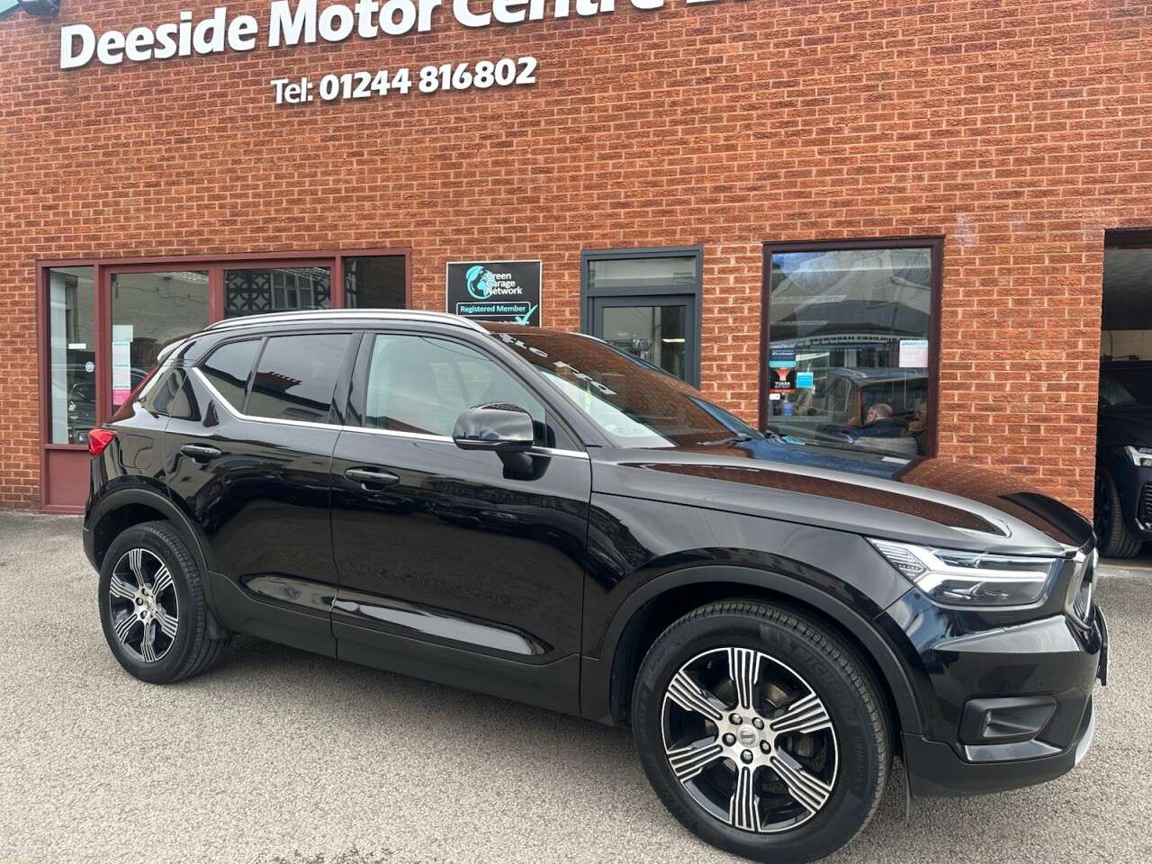 A 2019 VOLVO XC40 2.0 D3 Inscription SUV 5dr Diesel Manual Euro 6 (s/s) (150 ps) A 2019 VOLVO XC40 2.0 D3 Inscription SUV 5dr Diesel Manual Euro 6 (s/s) (150 ps)