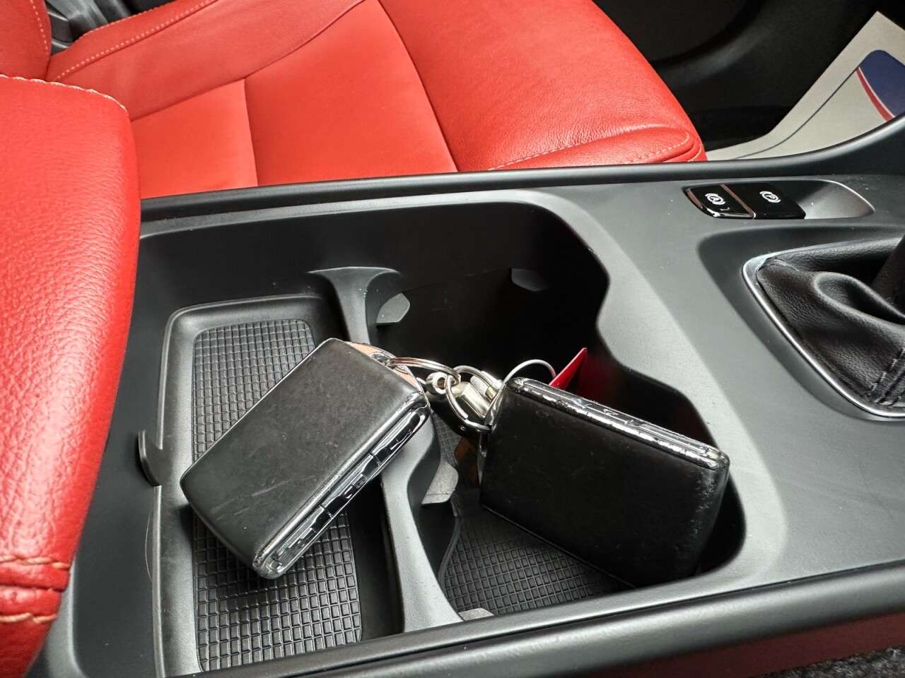 2019 VOLVO XC40 2019 VOLVO XC40