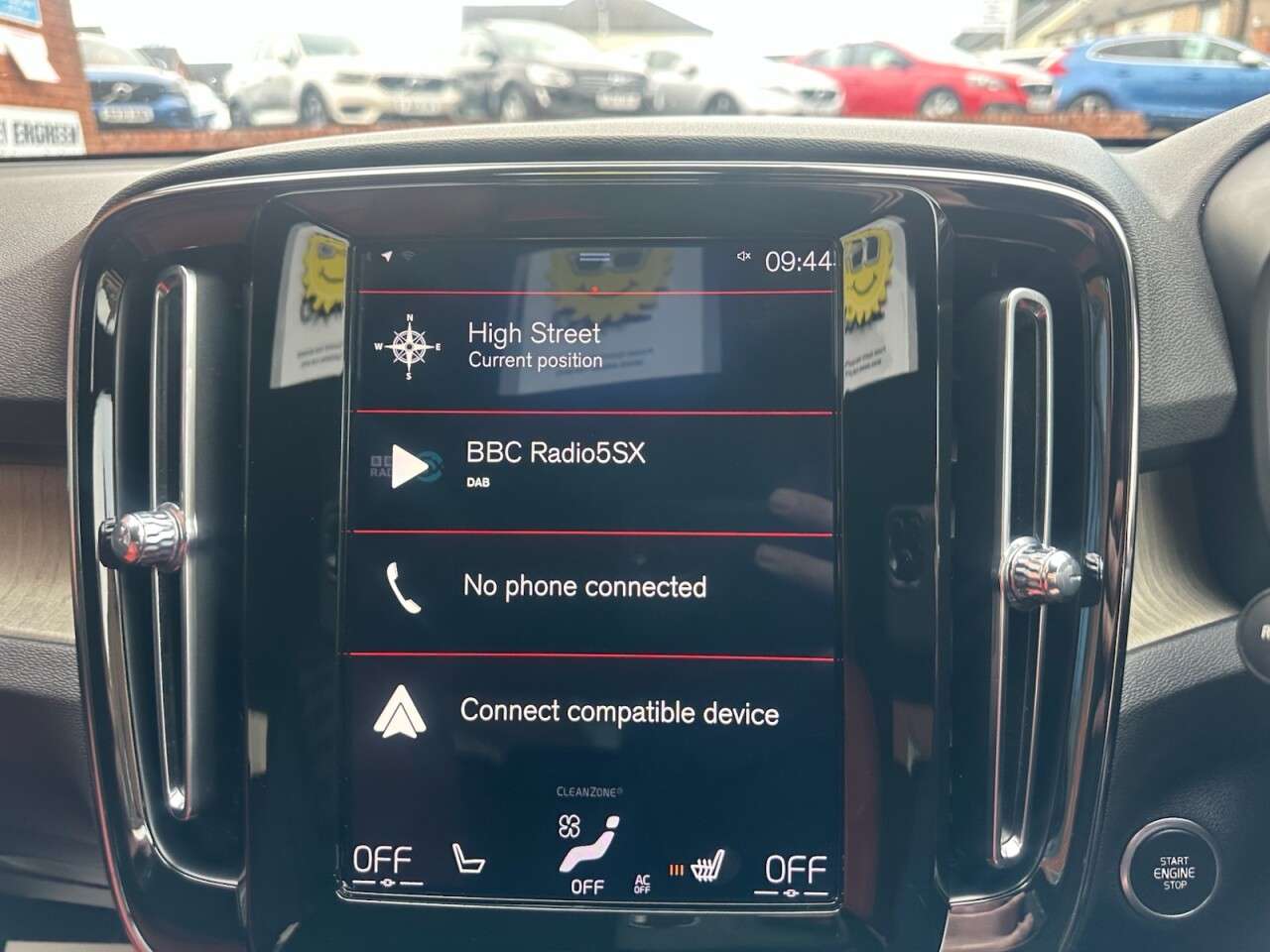 2019 VOLVO XC40 2019 VOLVO XC40