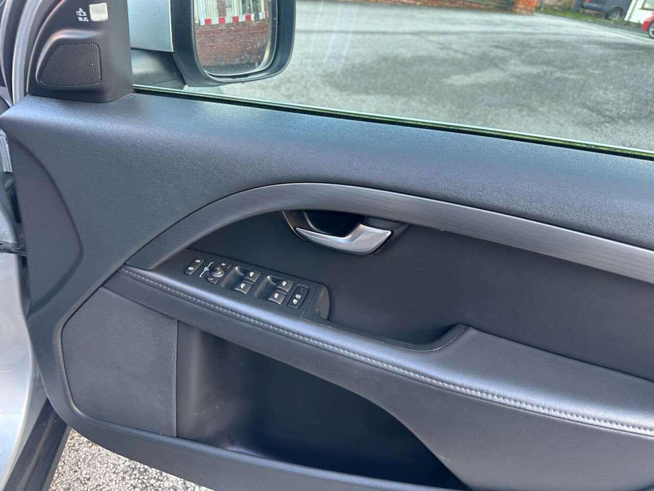 2014 VOLVO XC70 2014 VOLVO XC70