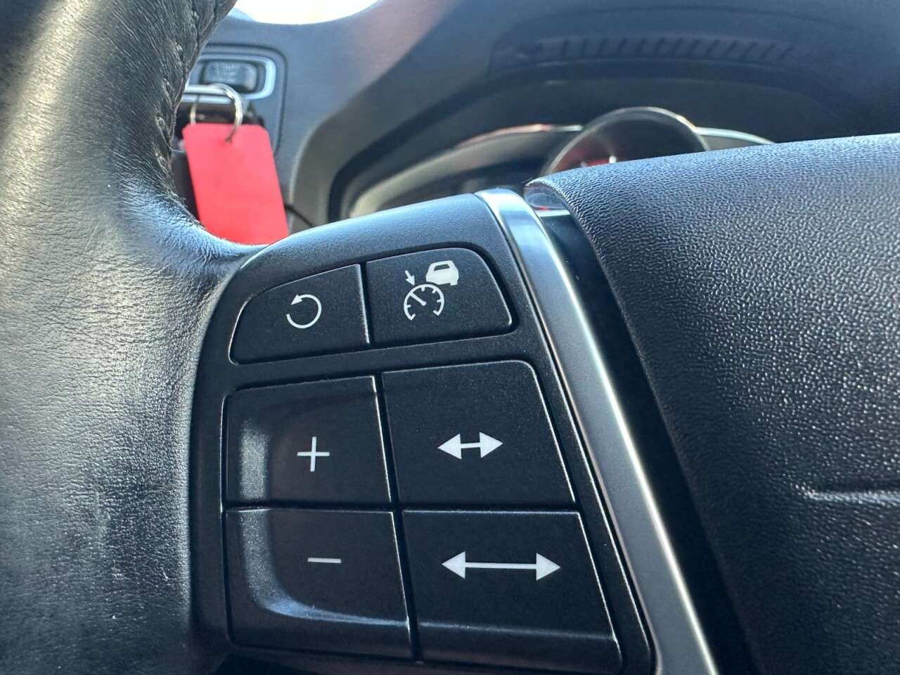 2014 VOLVO XC70 2014 VOLVO XC70