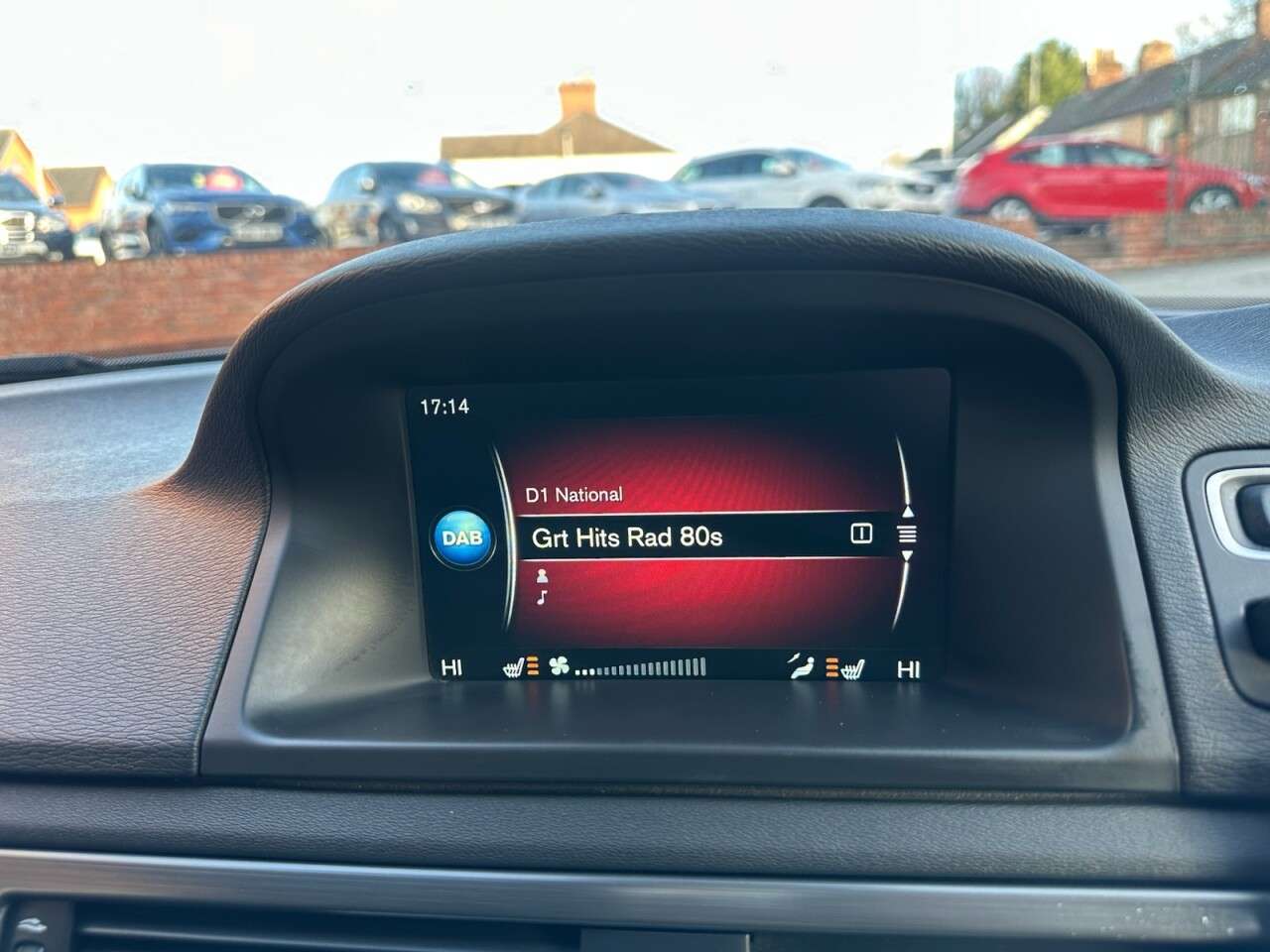 2014 VOLVO XC70 2014 VOLVO XC70