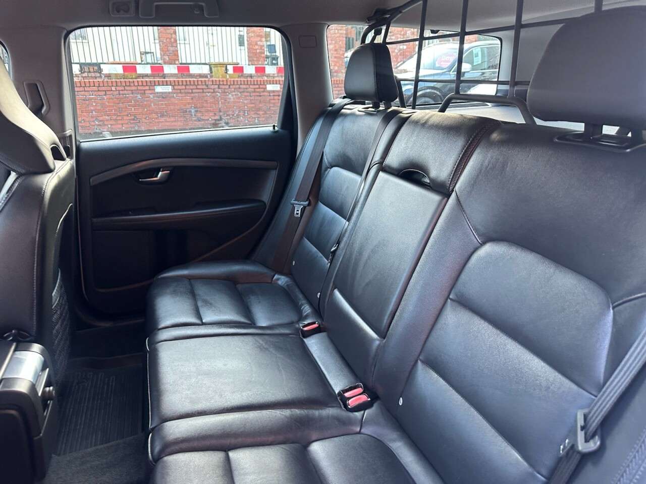 2014 VOLVO XC70 2014 VOLVO XC70