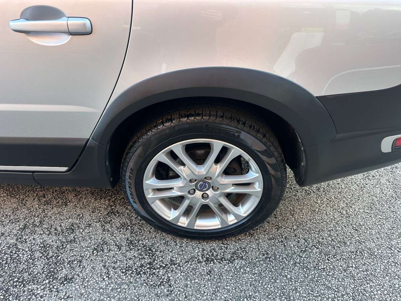 2014 VOLVO XC70 2014 VOLVO XC70