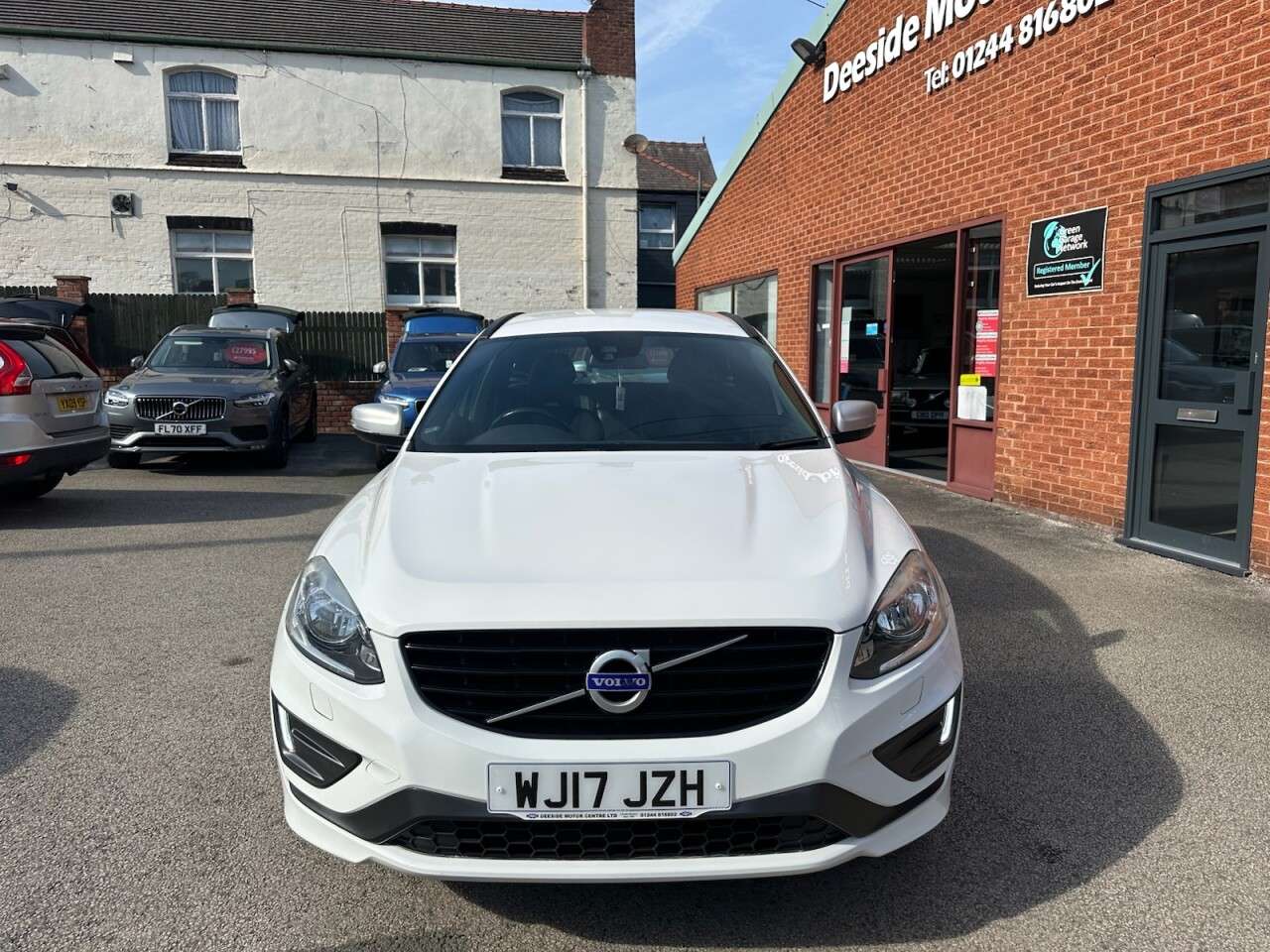2017 VOLVO XC60 2017 VOLVO XC60