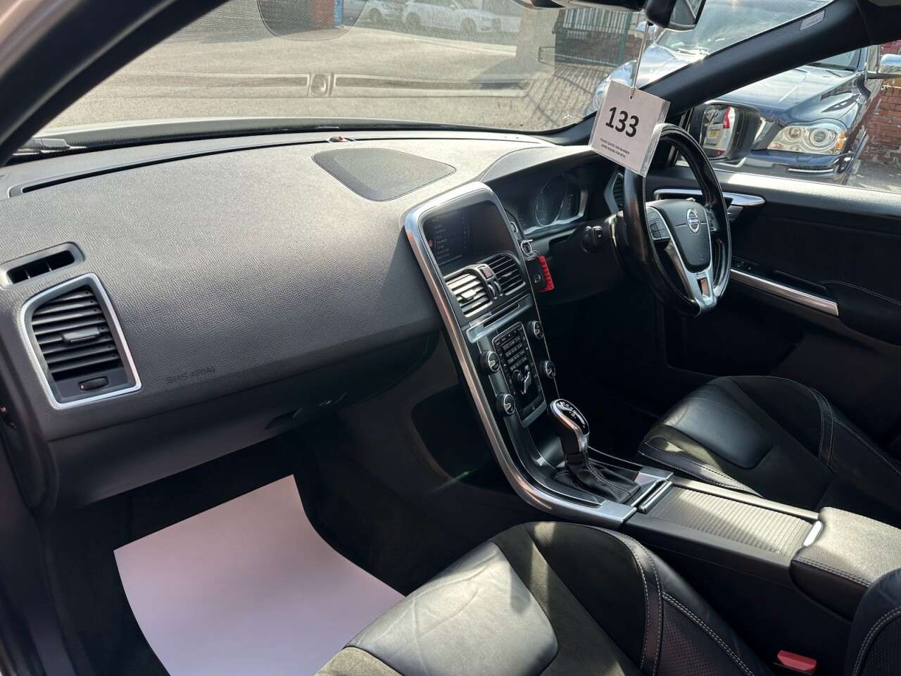 2017 VOLVO XC60 2017 VOLVO XC60