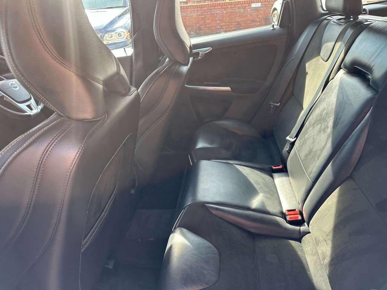 2017 VOLVO XC60 2017 VOLVO XC60