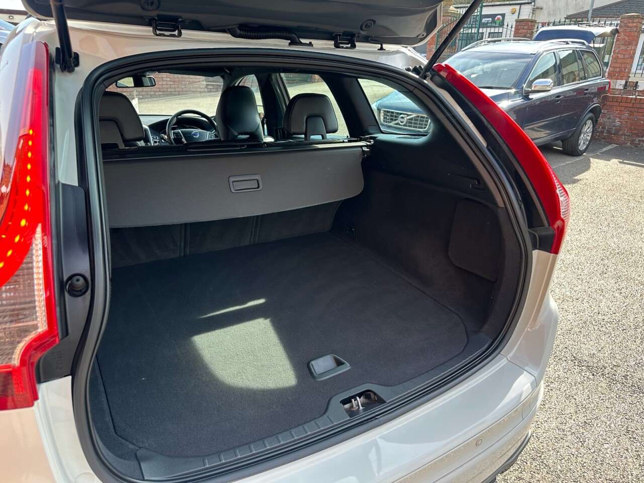 2017 VOLVO XC60 2017 VOLVO XC60