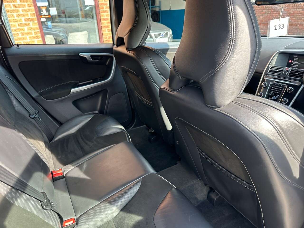 2017 VOLVO XC60 2017 VOLVO XC60