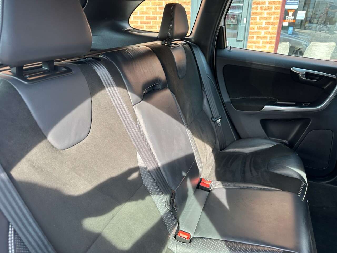 2017 VOLVO XC60 2017 VOLVO XC60