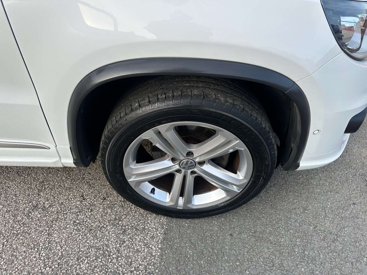 2015 VOLKSWAGEN TIGUAN 2015 VOLKSWAGEN TIGUAN